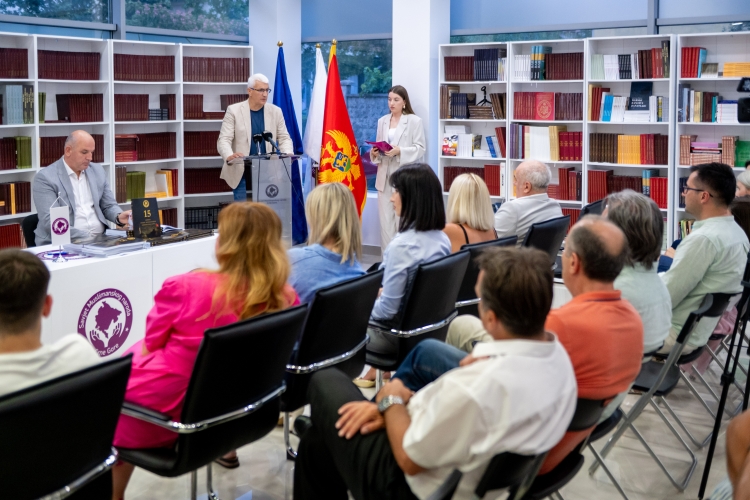 Promovisana knjiga &bdquo;15 godina Savjeta Muslimanskog naroda Crne Gore&ldquo;: svjedočanstvo identiteta, kulture i institucionalnog razvoja